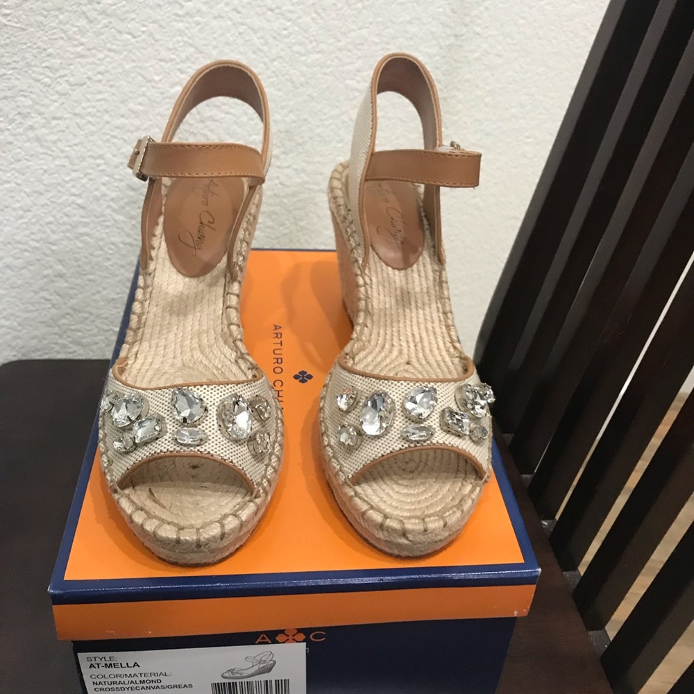 Arturo Chiang Sandals